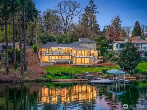 10901 Greendale Dr SW, Lakewood, WA 98498