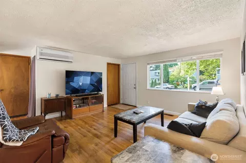 Living - 18816 89 Ave NE, Bothell, WA 98011 photo 2 of 2