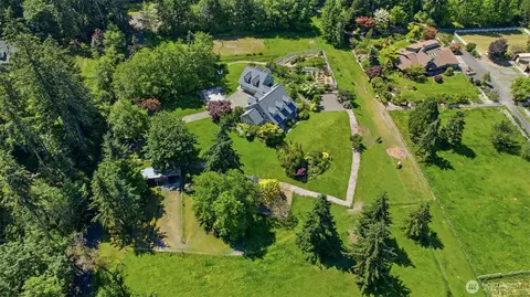 1352 14th Ave, Fox Island, WA 98333