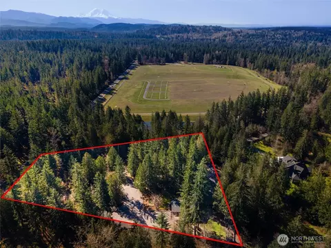 27422 SE 236th St, Maple Valley, WA 98038