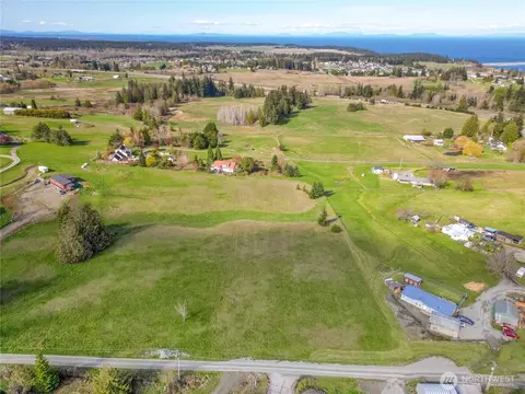 9999 Clearview Ln, Sequim, WA 98382 photo 3