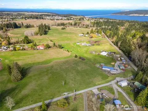 9999 Clearview Ln, Sequim, WA 98382