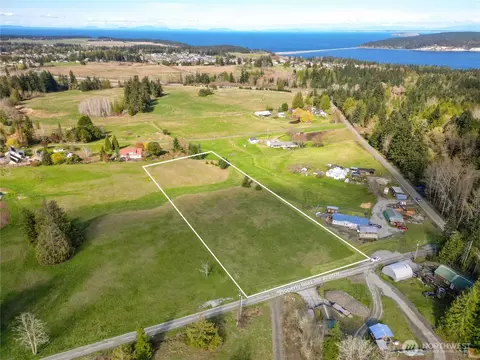 9999 Clearview Ln, Sequim, WA 98382 photo 2