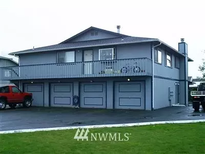 2730 Laukala Pl, Enumclaw, WA 98022 photo 1