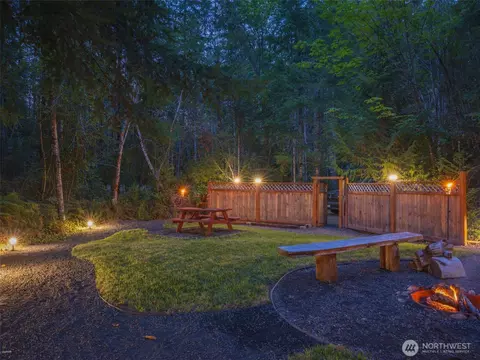 5441 E Grapeview Loop Rd, Allyn, WA 98524 photo 8
