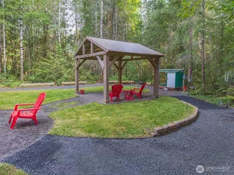 5441 E Grapeview Loop Rd, Allyn, WA 98524 photo 12