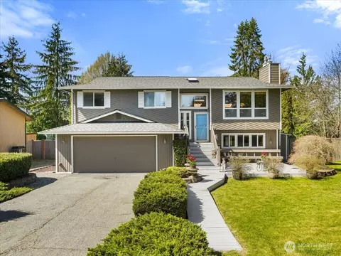 8006 45th Ave W, Mukilteo, WA 98275