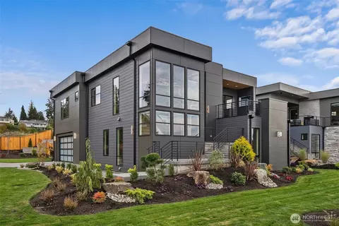 1422 Sequalish St, Steilacoom, WA 98388