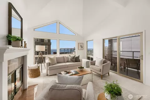 522 W Mercer Pl #401, Seattle, WA 98119