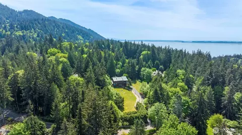532 Whitecap Rd, Bellingham, WA 98229