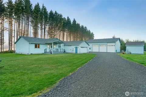 47 Willapa Sands Ln, South Bend, WA 98586