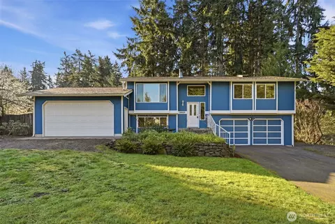 19002 63rd St E, Lake Tapps, WA 98391