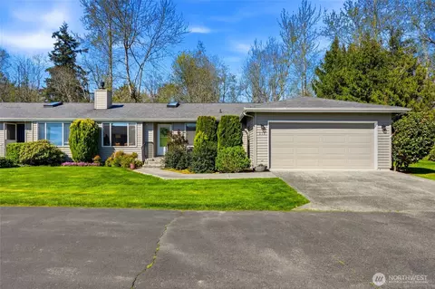 2901 Club Ct #316, Mount Vernon, WA 98273