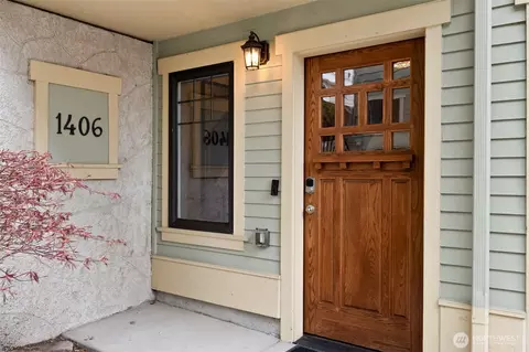 Entry Way - 1406 N 38th St, Seattle, WA 98103 photo 1 of 3