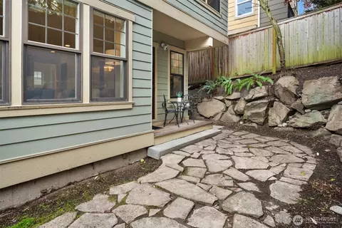 Exterior - 1406 N 38th St, Seattle, WA 98103 photo 4 of 7