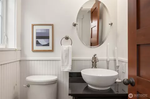 Bath - 1406 N 38th St, Seattle, WA 98103 photo 1 of 3