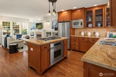 Kitchen - 1406 N 38th St, Seattle, WA 98103 photo 4 of 4
