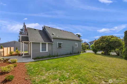 Exterior - 1925 Lombard, Everett, WA 98201 photo 3 of 5