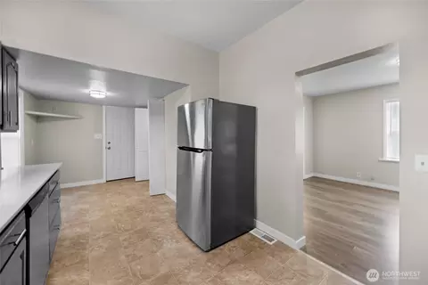 Entry Way - 1925 Lombard, Everett, WA 98201 photo 1 of 1