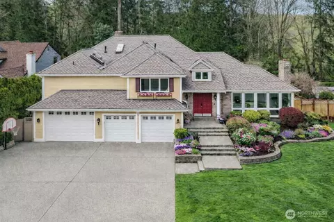 14021 SE 64th St, Bellevue, WA 98006