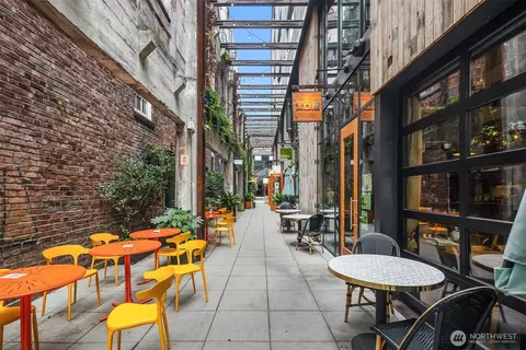 Exterior - 1111 E Pike St #403, Seattle, WA 98122 photo 4 of 5