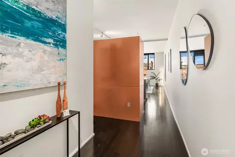 Entry Way - 1111 E Pike St #403, Seattle, WA 98122 photo 3 of 3
