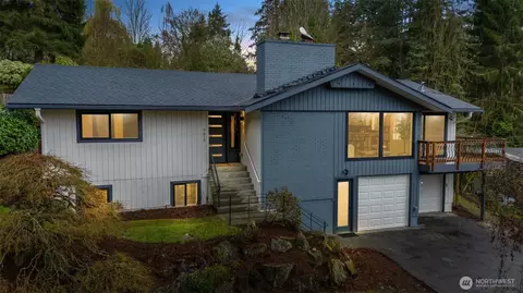 7017 NE 155th Pl, Kenmore, WA 98028