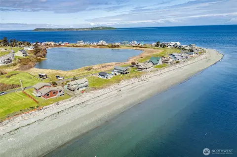 View/Area - 451 Beach Dr, Sequim, WA 98382 photo 4 of 10