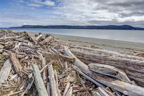 View/Area - 451 Beach Dr, Sequim, WA 98382 photo 5 of 10