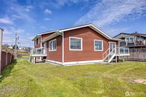 Exterior - 451 Beach Dr, Sequim, WA 98382 photo 4 of 5