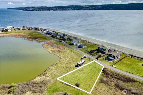 View/Area - 451 Beach Dr, Sequim, WA 98382 photo 9 of 10