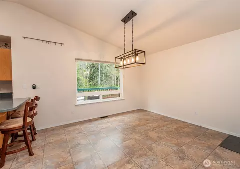 Dining - 315 Dungeness Mdws, Sequim, WA 98382 photo 1 of 2