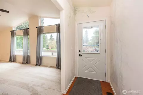 Entry Way - 315 Dungeness Mdws, Sequim, WA 98382 photo 1 of 1