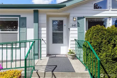 645 N 7th, Sequim, WA 98382 photo 4