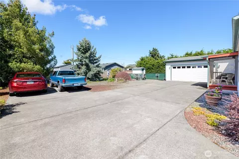 645 N 7th, Sequim, WA 98382 photo 9