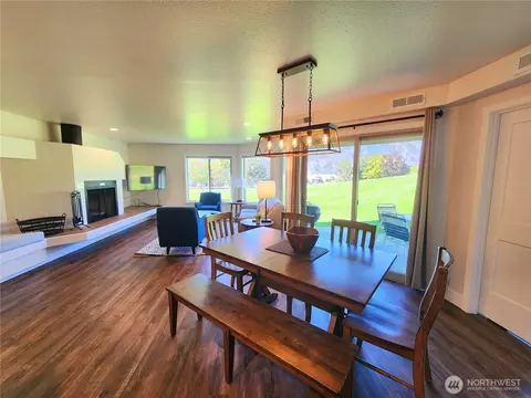 1 Lodge 604-a, Manson, WA 98831