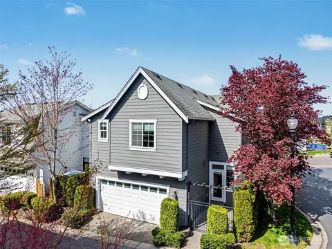 315 4th Ave S, Kirkland, WA 98033