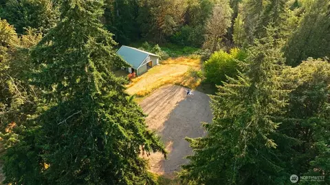 2222 107th Ln SE, Olympia, WA 98501