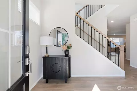 Entry Way - 4211 208th Pl SE, Bothell, WA 98021 photo 2 of 2
