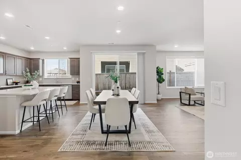 Dining - 4211 208th Pl SE, Bothell, WA 98021 photo 1 of 4