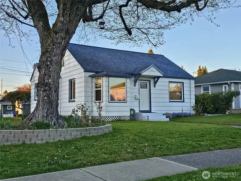 4523 N 16th St, Tacoma, WA 98406