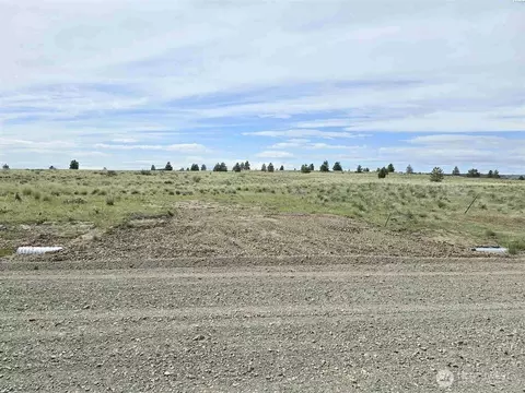 149 Middle Rd, Bickleton, WA 99322