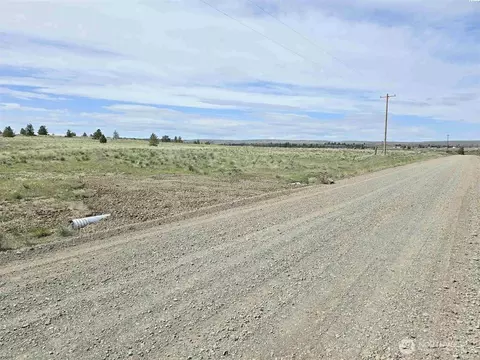 149 Middle Rd, Bickleton, WA 99322 photo 3