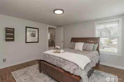 Bedroom - 404 Factory St SE, Orting, WA 98360 photo 1 of 5