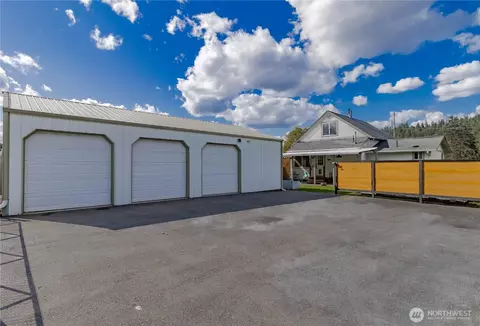 Exterior - 404 Factory St SE, Orting, WA 98360 photo 10 of 10
