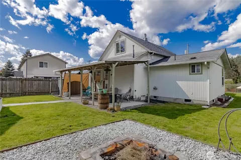 Exterior - 404 Factory St SE, Orting, WA 98360 photo 7 of 10