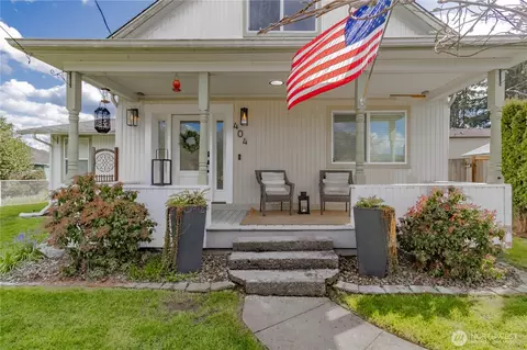 Exterior - 404 Factory St SE, Orting, WA 98360 photo 3 of 10