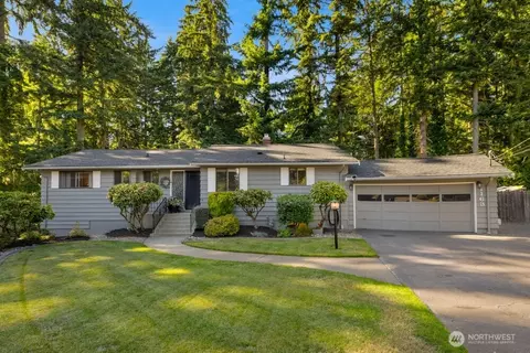1163 Fordham Ct, Fircrest, WA 98466