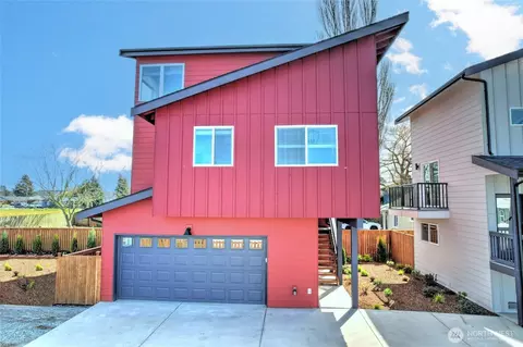27523 102nd Ave NW #D, Stanwood, WA 98292