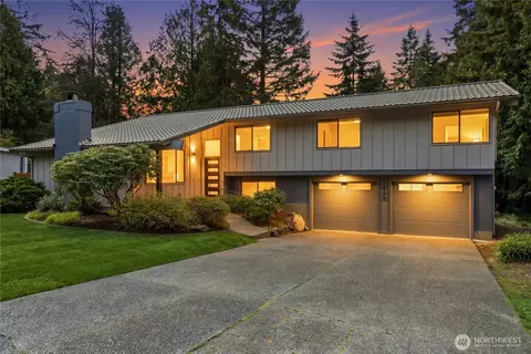 1413 Elizabeth Pl NW, Bainbridge Island, WA 98110